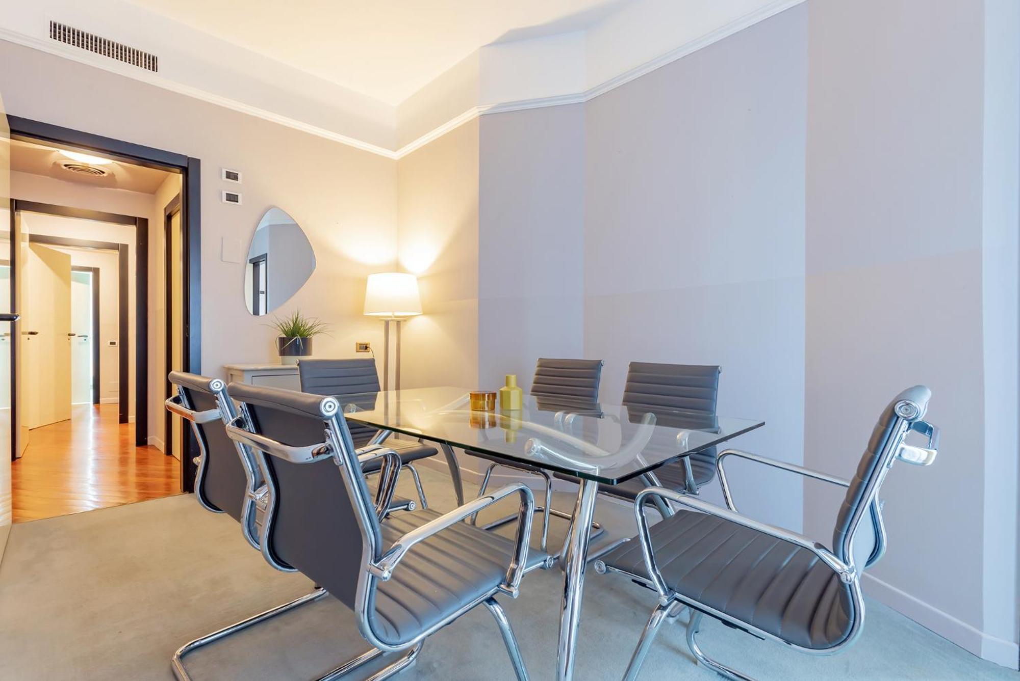 Retreats Duomo Carrobbio Apartment Milan