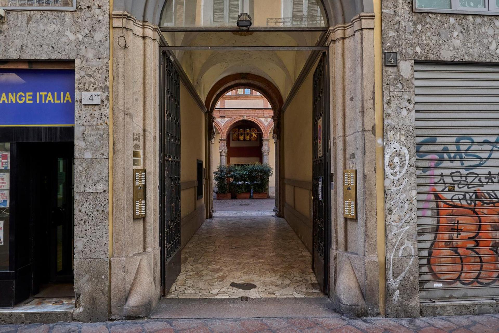 Retreats Duomo Carrobbio Milan